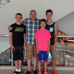 Meet your Posher, Mike